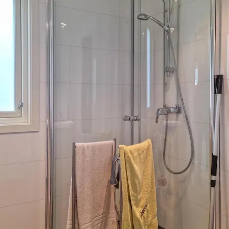 3 Bedroom In *