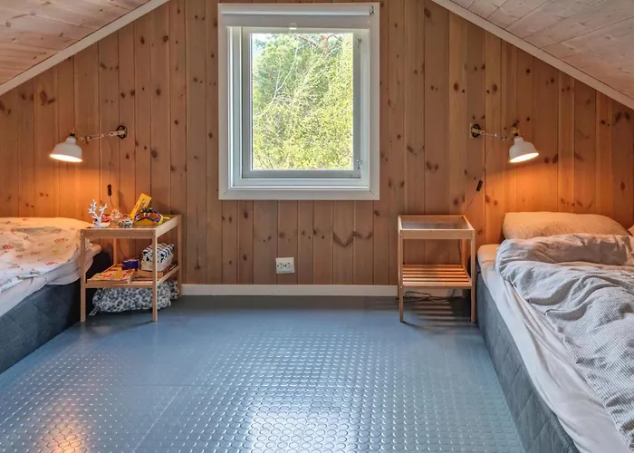 3 Bedroom In Semesterbostad Mykland